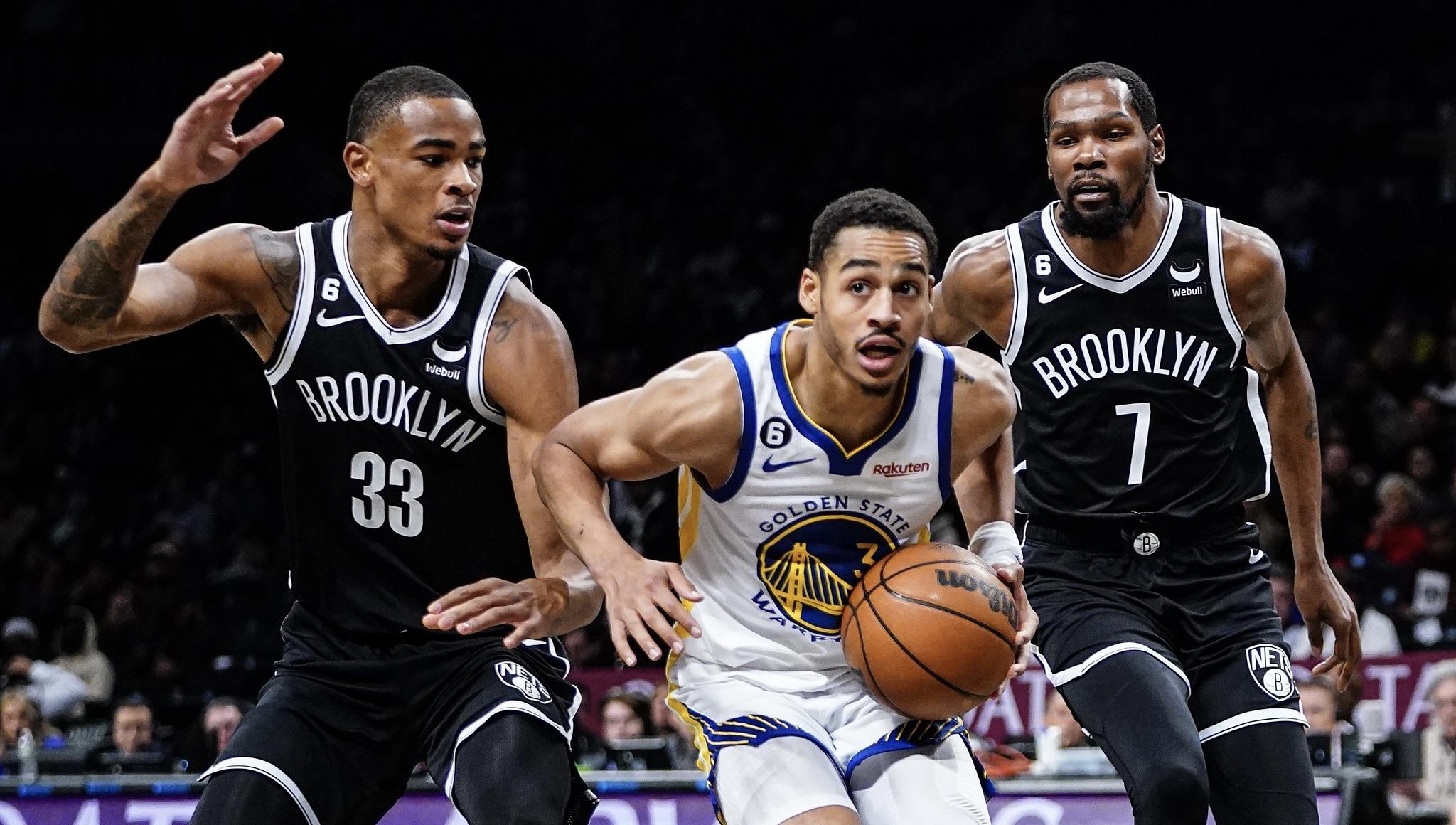 篮网大胜勇士,拉塞尔砍下30分轻松取胜