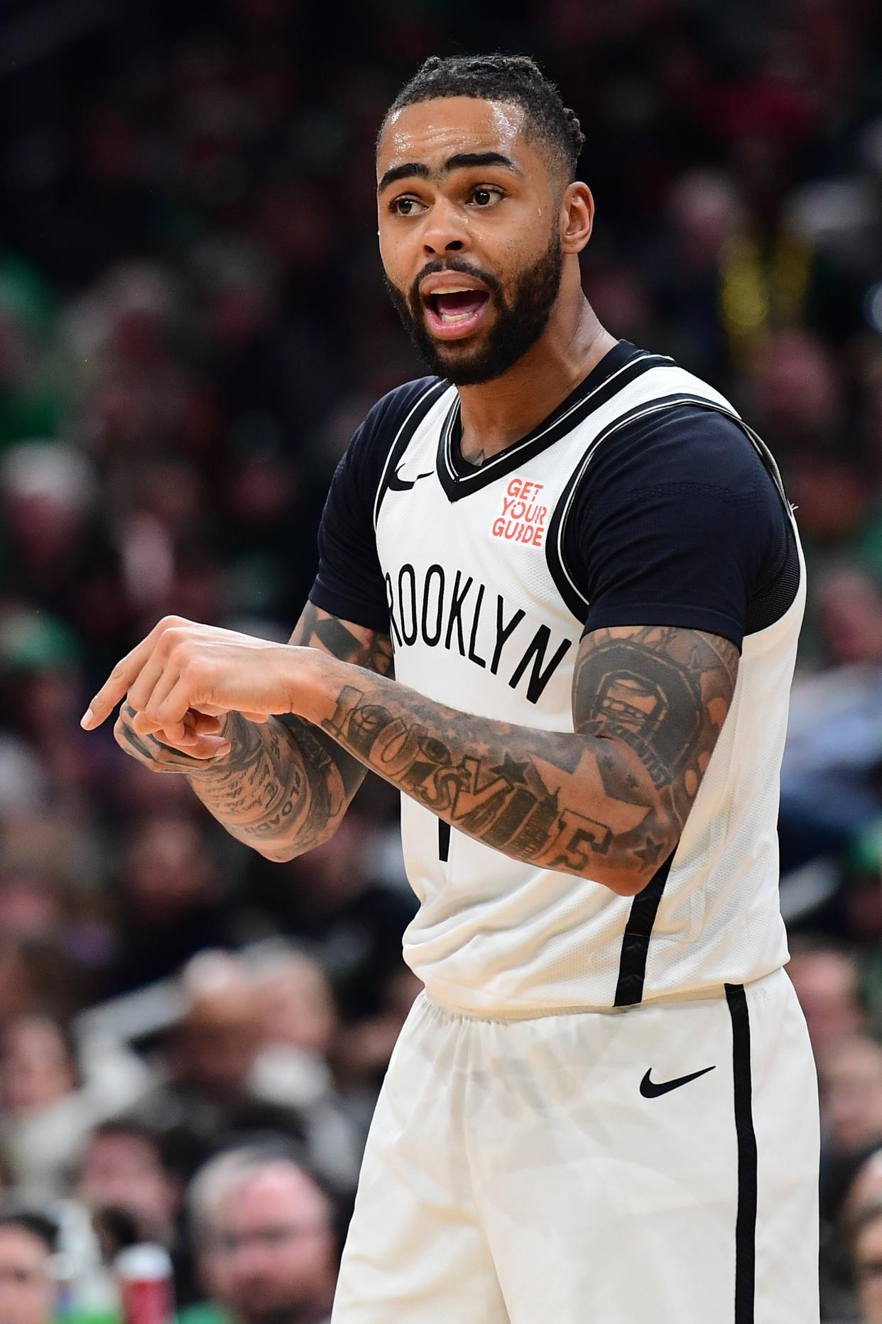 篮网大胜勇士,拉塞尔砍下30分轻松取胜 篮网大胜勇士,拉塞尔砍下30分轻松取胜