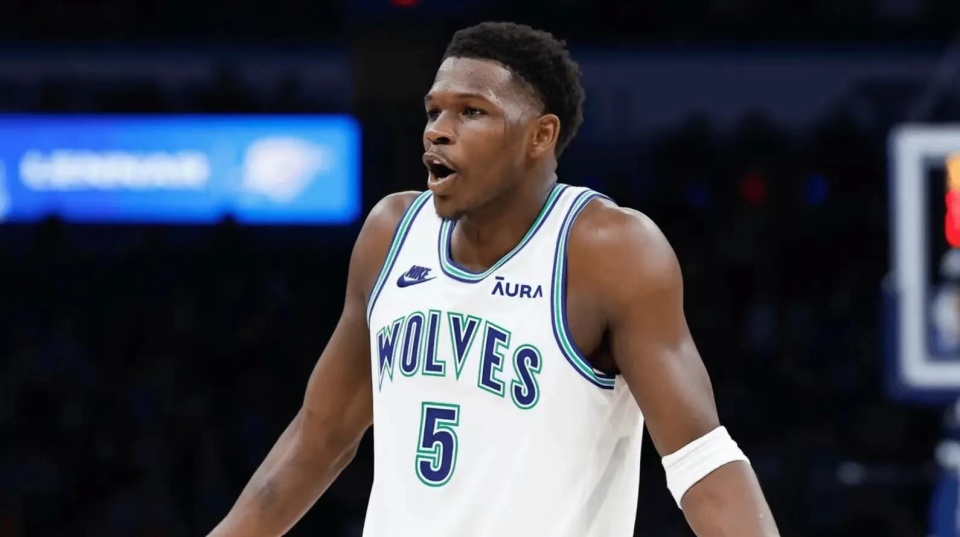 开云体育电竞-小牛客场负于黄蜂,唐斯孤军奋战28分