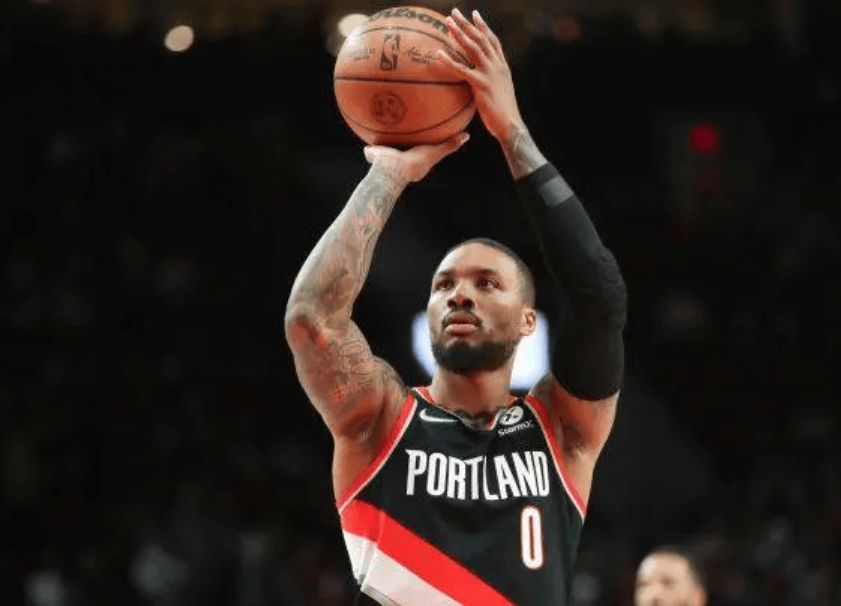 开云体育在线-开拓者横扫魔术,利拉德爆发独得30分的简单介绍