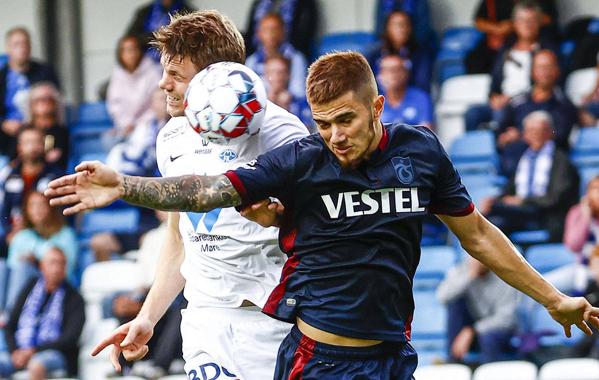 德国队大胜晋级,挪威队惨遭淘汰出局 德国队大胜晋级,挪威队惨遭淘汰出局