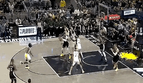 开云体育app下载-包含步行者完胜雄鹿，晋级下一轮比赛的词条