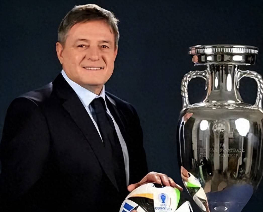 包含欧洲热门球队备战大战,教练紧锣密鼓的词条 包含欧洲热门球队备战大战,教练紧锣密鼓的词条