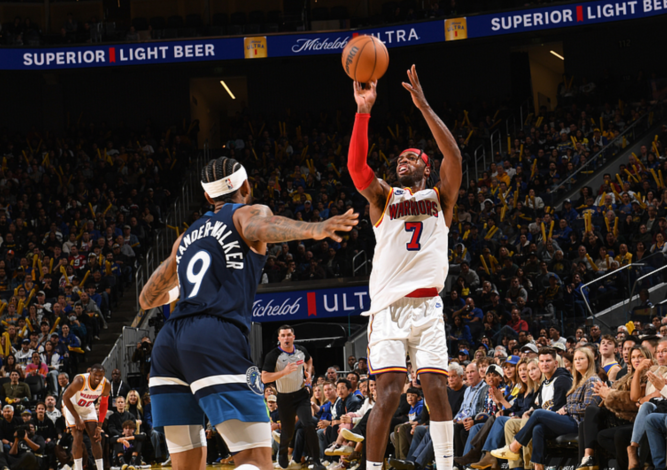 开云体育投注-内讧！森林狼球员分歧加剧，教练组调解难曲折的简单介绍